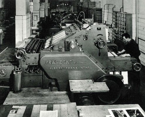La tipografia con le rotative della Federico Motta Editore