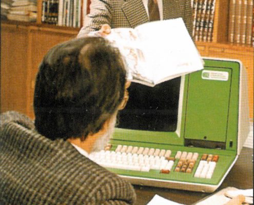 Computer al lavoro in Federico Motta Editore