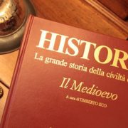 Il Medioevo, curato da Umberto Eco: una nuova luce su quello che in molti considerano secoli bui
